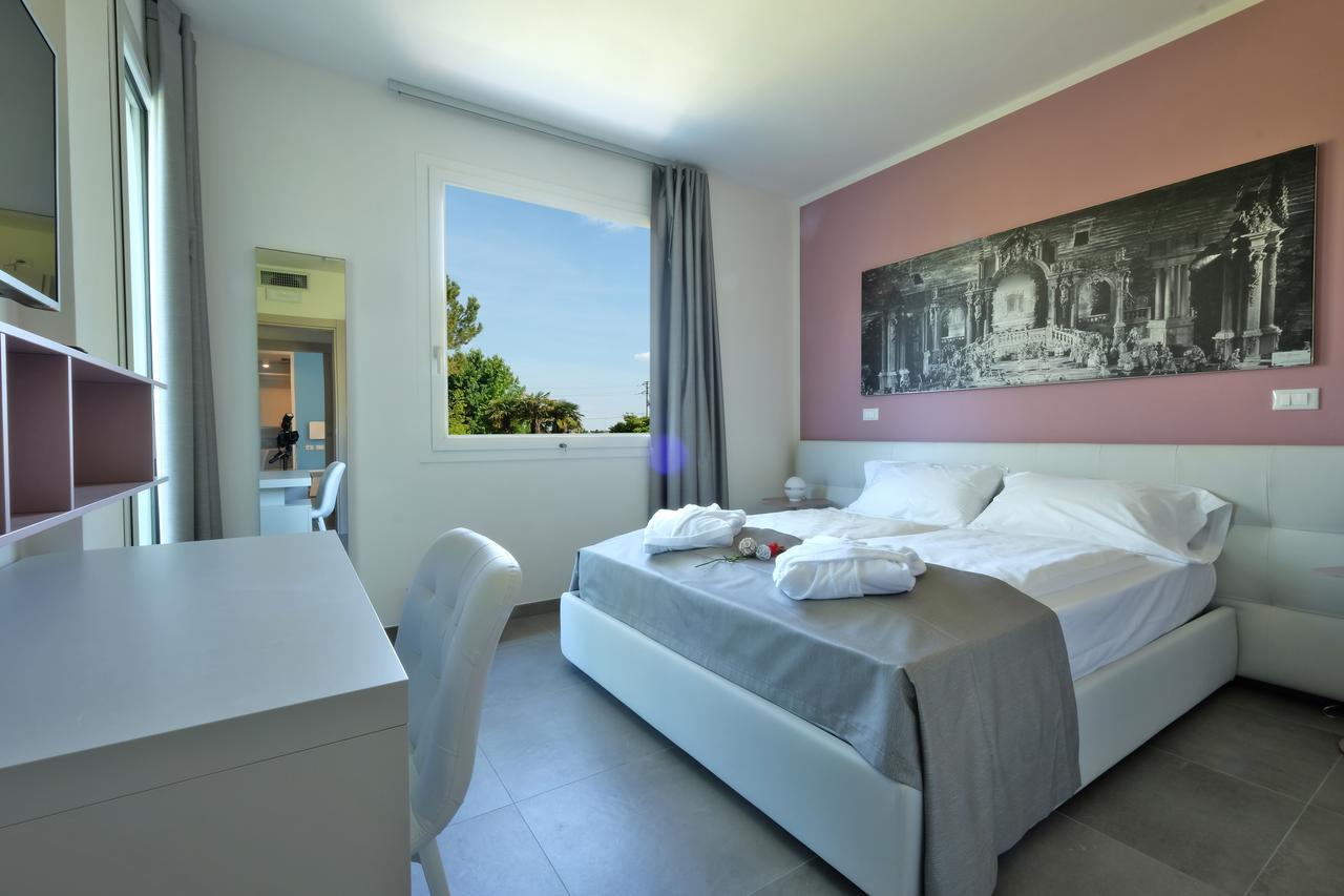 Relais Villa Clodia Λατζίζε Εξωτερικό φωτογραφία